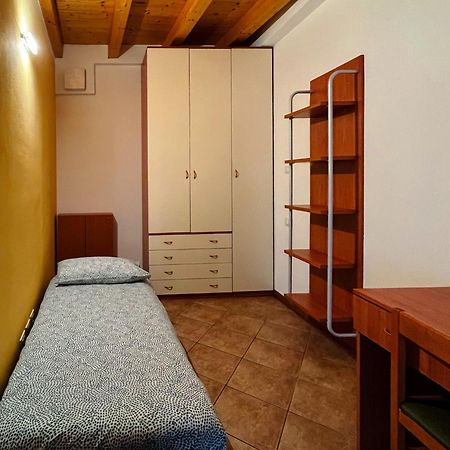 Casa Vacanze Al Lago P2 Monasterolo del Castello Luaran gambar